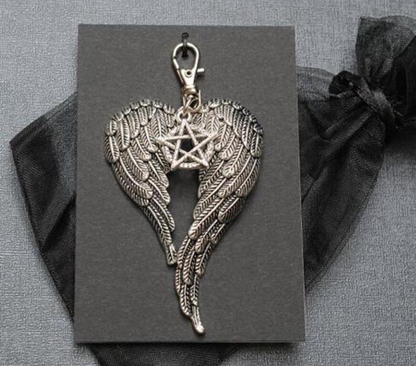 Tibetaans zilveren Castiel hartvormige engelenvleugels en pentagram charme hanger sleutelhanger ring Auto Zak Decoraties Sleutelhanger A278