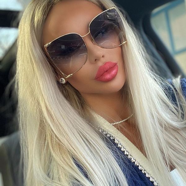 

qpeclou 2020 new luxury pearl sunglasses women fashion oversized metal hollow sun glasses ladies clear glasses frame spectacles, White;black