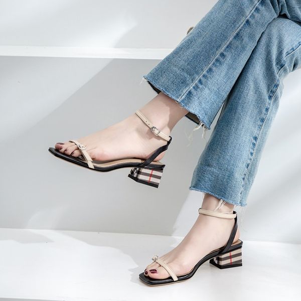 

big size 9  11 high heels sandals women shoes woman summer ladies colour matching sandals with buckles and thick heels, Black