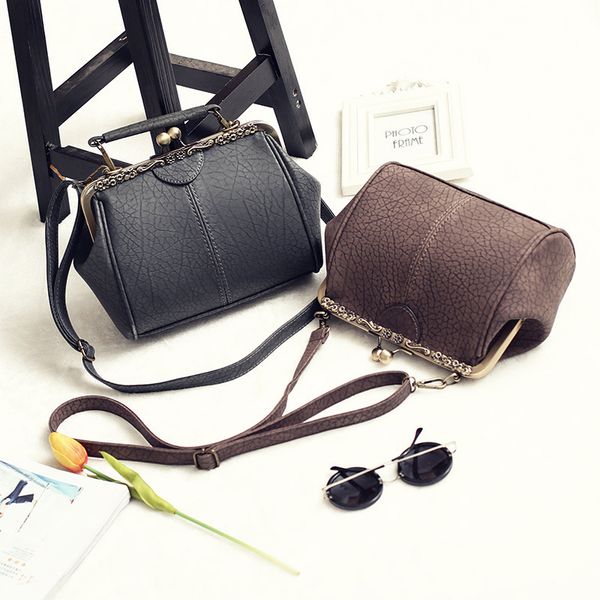 

2020 fashion small bag new foreign style slanting women bag universal business small square shoulder