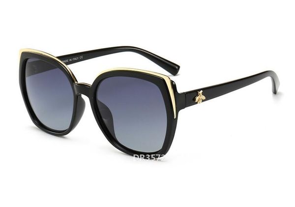 

2020 new polarized sunglasses. retro fashion sunglasses for driving casual and versatile fashion 30002dr3772, White;black