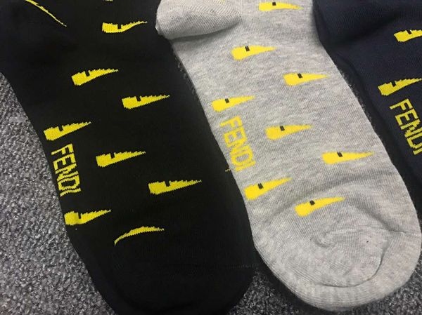 

носки оптовых mens casual сетка носки хлопок носки мужчина / femal весна лето свободного размер подходит для всех размеров женщин мужчин нос, Black;white