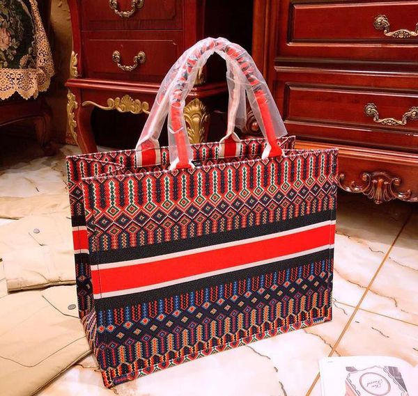 

The new canva embroidered letter portable hopping brand de igner bag with the new tide fa hion tar bag handbag handbag women bag