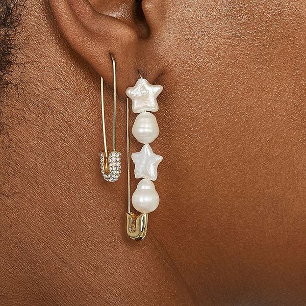 

2019 new punk style pearl beaded crystal safty pin clip hoop earrings for women, Golden;silver