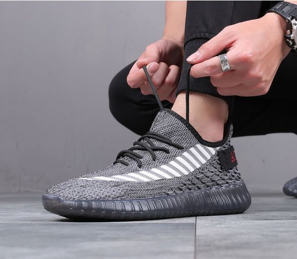 

2020 men sports and leisure shoes non slip rubber sole fashion runing shoes soft soles black/gray/white sizes 39-44 a009