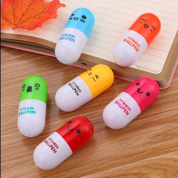 Cute Kawaii Capsule Creative Pills Ball Ballpoint Pen Ballpen для школьного письма поставляет канцтовары GB25