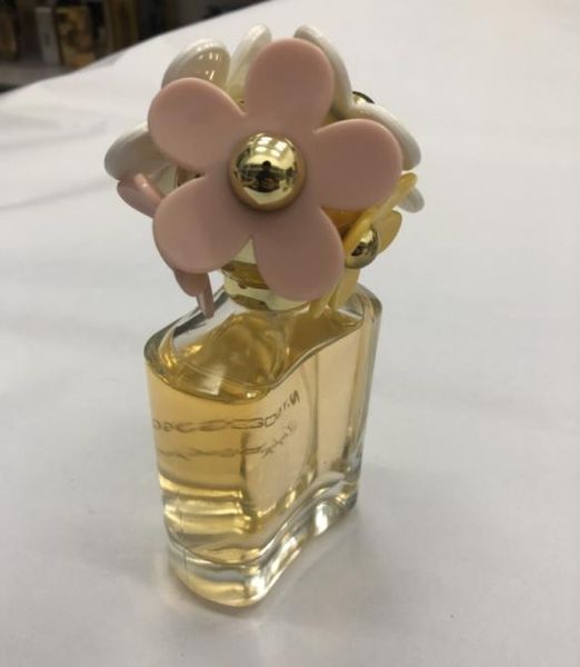 

2018 new famous french lady perfume for women cologne perfume fresh natural light fragrance incense cz162