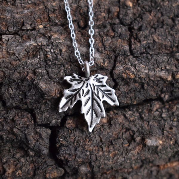 

sanlan 10pcs leaf necklace gift for nature lover, women's jewelry, gift for her, Silver