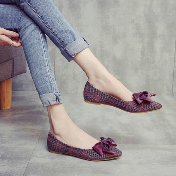 

new plus size women shoes flats slip-on luxury elegant ballet flats woman pointed toe fashion plaid shoes ladies casual loafers, Black