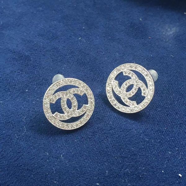 

Brinco Traseiro ruiyiqishangmao