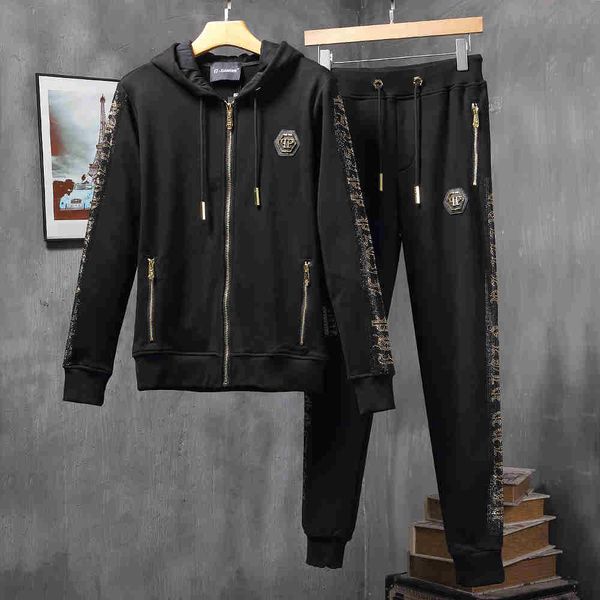 

2019 new printing men et ca ual track uit pp kull track uit triped zipper jacket weatpant two piece et male printed phillip plain u