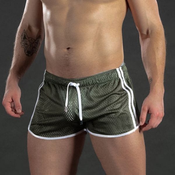 

2020 новый летний мужской фитнес бодибилдинг шорты мужская сетка дышащая быстросохнущая мода повседневная бегуны спортивная одежда, White;black