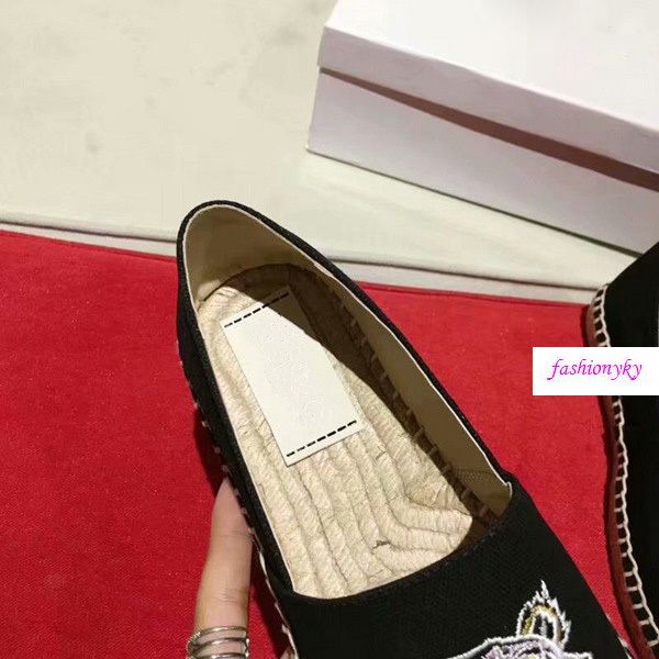 

luxury lovers shoes with tiger head single shoes and lazy shoes, Black