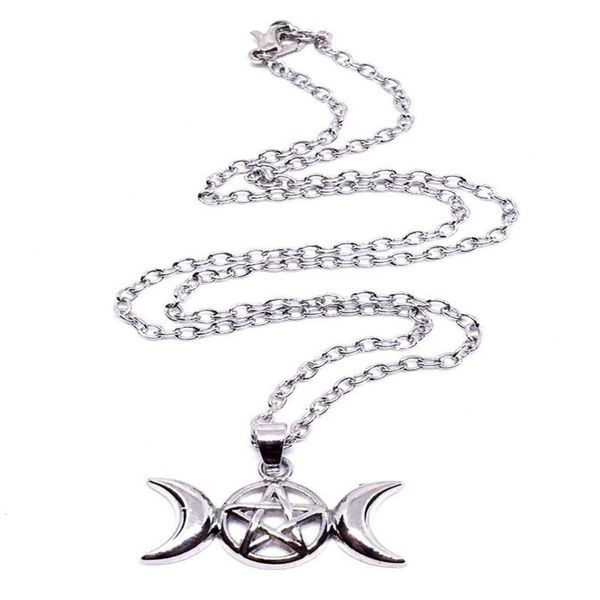 collier lune gothique collier lune gothique