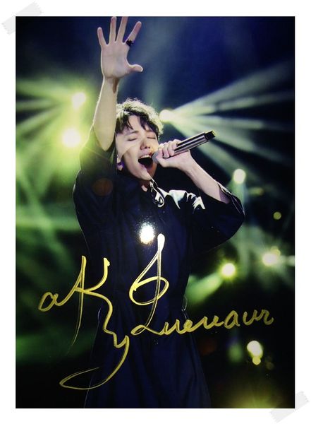 

dimash kudaibergen autographed signed p singer 4*6 inches hipping 02.2017 01