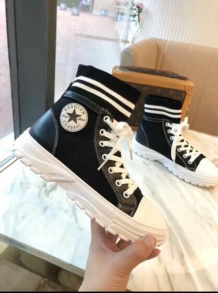 

a new version of 2019 is a simple lacing of knitted thick-soled multifunctional casual ladies socks and shoes, Black