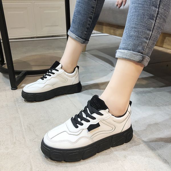 

selling sports shoes women anti slip walking shoes female comfortable athletic sneakers women hard-wearing runners