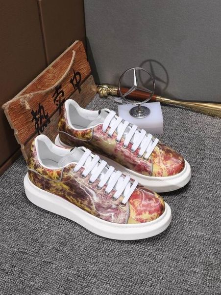

2019 new arrival women men low cut yellow red shinny leather waterproof outdoor shoes fashion shoes sneakers trainers size 35-44