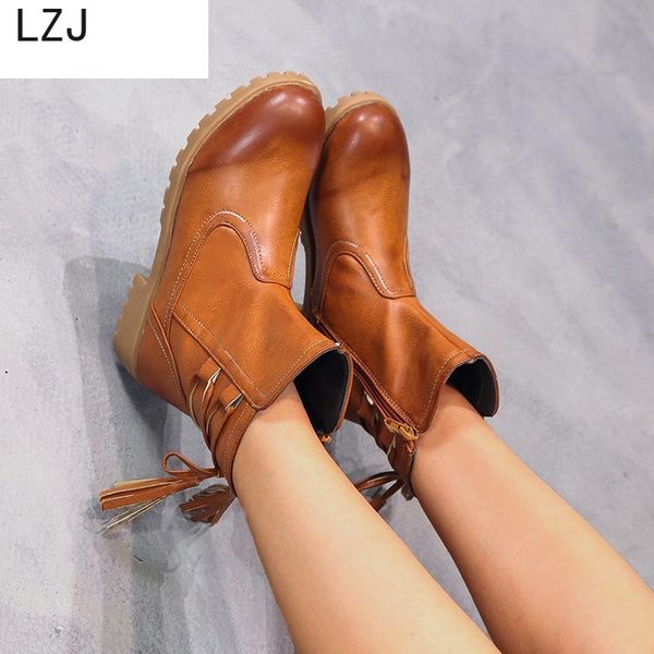 

2019 new platform winter boots women shoes rubber black boots leather lace up combat ankle boot ladies buckle botas mujer