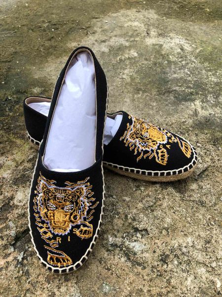 

55 women designershoe brandslipper beach boat shoes flip flops luxury ladies court shoes women beach designerslippers with box fef 20030505t