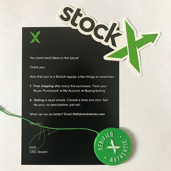

2018 in stock x green circular tag rcode stickers flyer plastic shoe buckle stockx verified x authentic green tag wholesale retail, White;pink