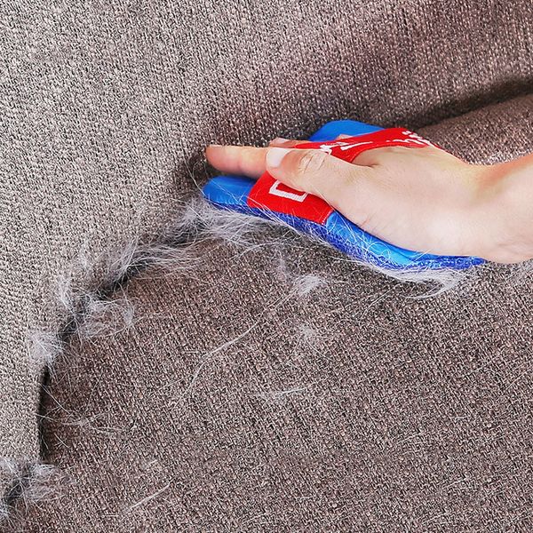 

pet dog cat hair removal grooming groomer dust removal head lice comb dog sticky clean artifact pet gloves peine para gato