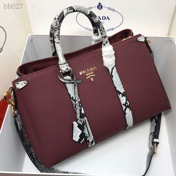 

high grade handbag women's bag women 2020 new tide europe and america classical fashion ladies first layer cowhide cross-body bag