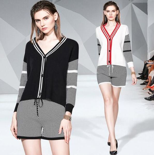 

v-neck loose knit sweater coat plaid shorts two-piece suit, White