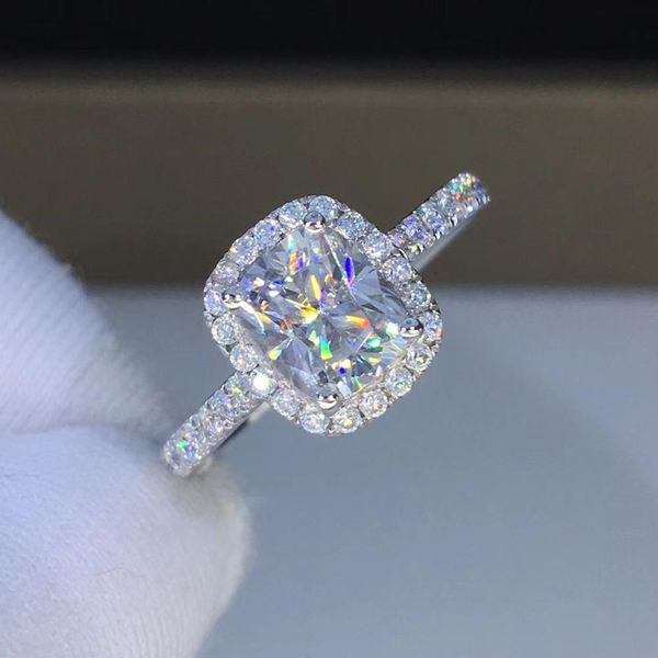 

poetry of jew store radiant white gold moissanite ring 1ct d vvs luxury moissanite weding ring for women, Golden;silver