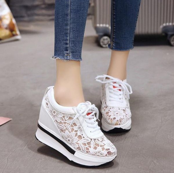 

Горячие сбывания 2019 лета нового шнурка дышащие кроссовки женщин обувь Удобная вс