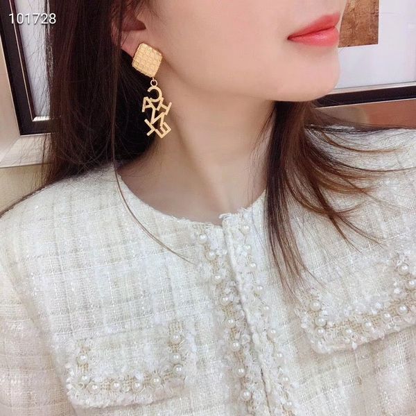 

drop earring with square and letters for women engagement jewelry gift ps4354