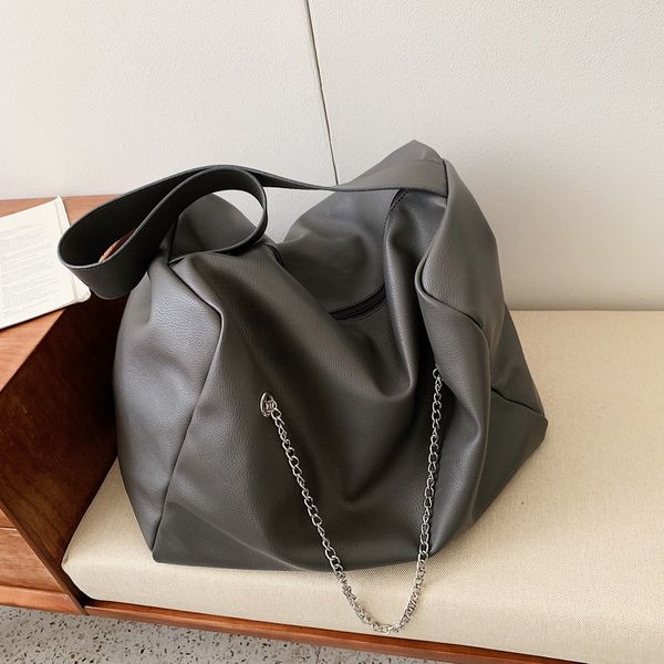 

2019 new solid female chain travel crossbody bags luxury designer leather women handbags high capacity shoulder bags for women