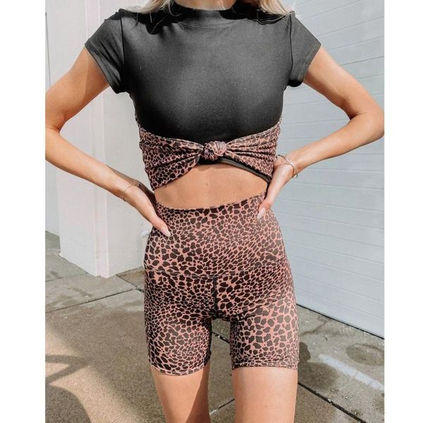 

2020 sports suits women's leopard printed round neck short sleeve tshirts shorts sets womens casual two-piece set big size, White;red