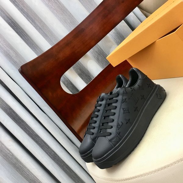 

ladies fashion casual sneakers, high-quality wild shoes by fashion designers, multiple colors with box sizes 34-41af