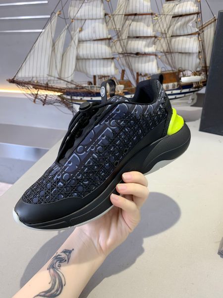 

men's and women's fashion casual sneakers, fashion designers, couples' comfortable wild belt boxaw