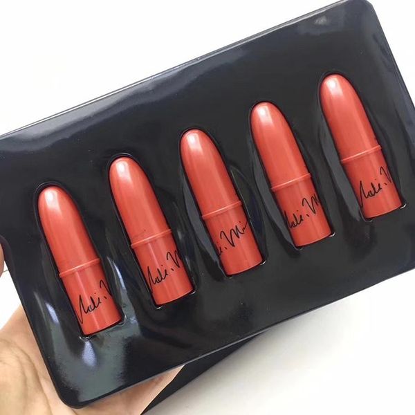 

горячий продавать в 2019 году женский образец губной помады высокого качества прочные увлажняющие и антипригарные чашки без почтовых и быстр