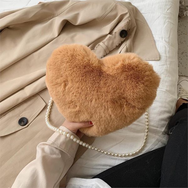 

sweet female heart-shaped bag 2019 winter fashion new quality soft plush women's designer handbag pearl shoulder strap shoulder