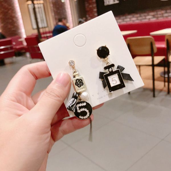 

2020 fashion long tassel pearl earrings perfume bottle camellia 5 black white wind women dangle earrings jewelry, Golden;silver