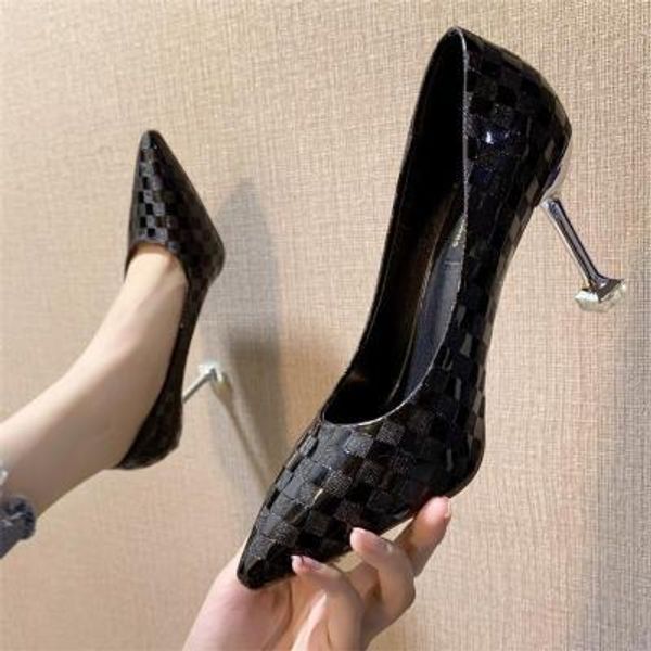 

2019 new weaving shallow mouth fairy wind stiletto pointed work shoes female, Black