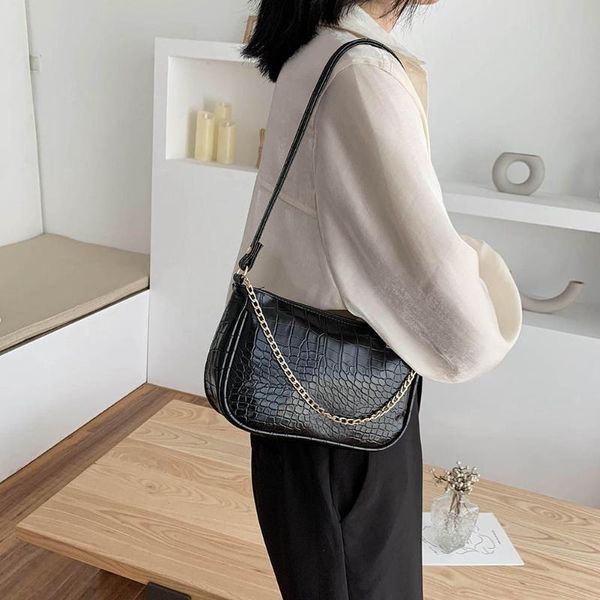 

fashion leather ladies handbags women solid color shoulder travel totes bags for outdoor shopping traveling decoration
