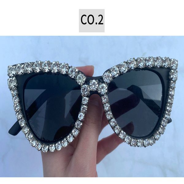

crystal diamond glasses black compre venta al por mayor luxury diamond sunglasses mujeres de marca crystal small cat eye gafas de sol t6gkt, White;black