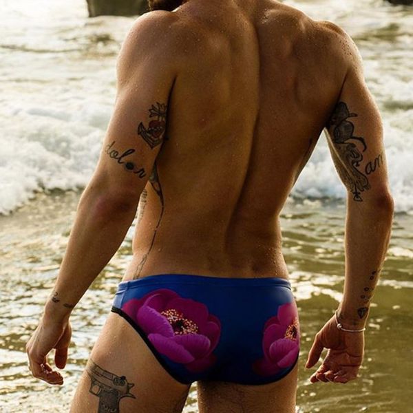 

briefs flowers printed breathable elastic fitness gym swimwear beach trunks swimsuit swimming shorts men\'s sportswear