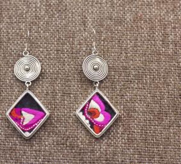 

юньнань национальный ветер саженцы серебряная вышивка элегантные серьги женский ретро стиль темперамент квадратный алмаз старый вышитые серь, Silver