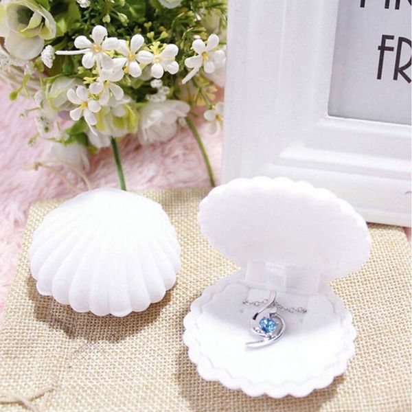 

fashion small jewlry boxes ring velvet earrings lovely 2019 shell shape case jewlries gift box necklace jewelry display cases, Pink;blue