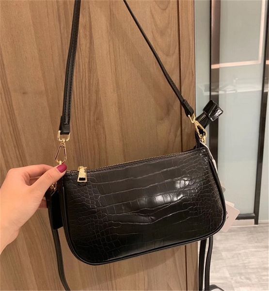 

designer luxury shoulder bag women's bags designer handbag leather good match oblique span fashion crescent moon pack 4