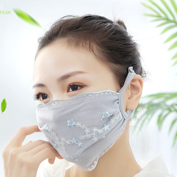 

fashion new flower embroidery lace mask thin type dustproof sunscreen mesh female mask washable reusable hanging ear ladies mask