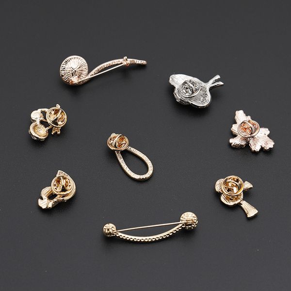 

creative crystal rose flower hat pearl brooch for women jewelry dress clothing pins rhinestone exquisite suit brooch for party festival gift, Gray