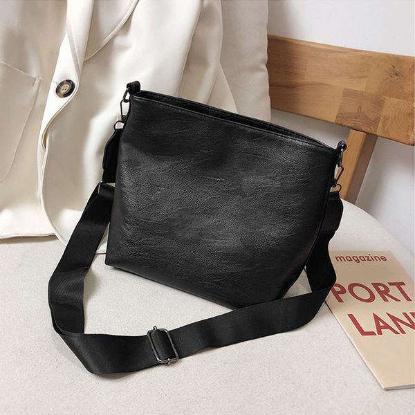 

women crossbody bag pu leather wide strap bucket shoulder bags female small purse bag casual light women leather messenger bags