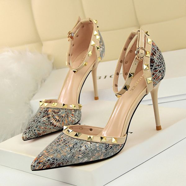 comfy heels for prom