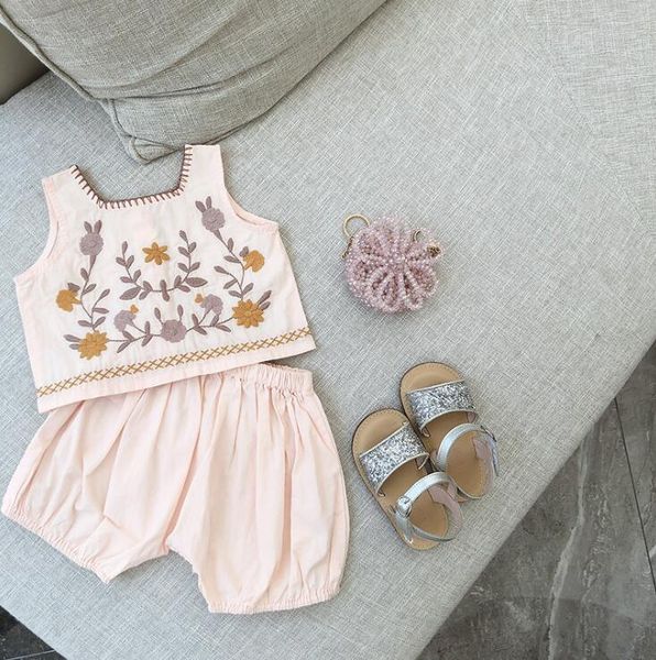 

2020 нове девђки 2 опеаанне комплек жиле + оѬ мод леа лопка девоек, White